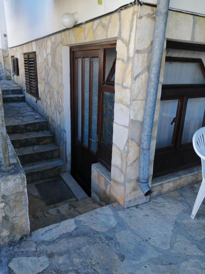 Apartmani Rosanda 2 Petrčane Exterior foto